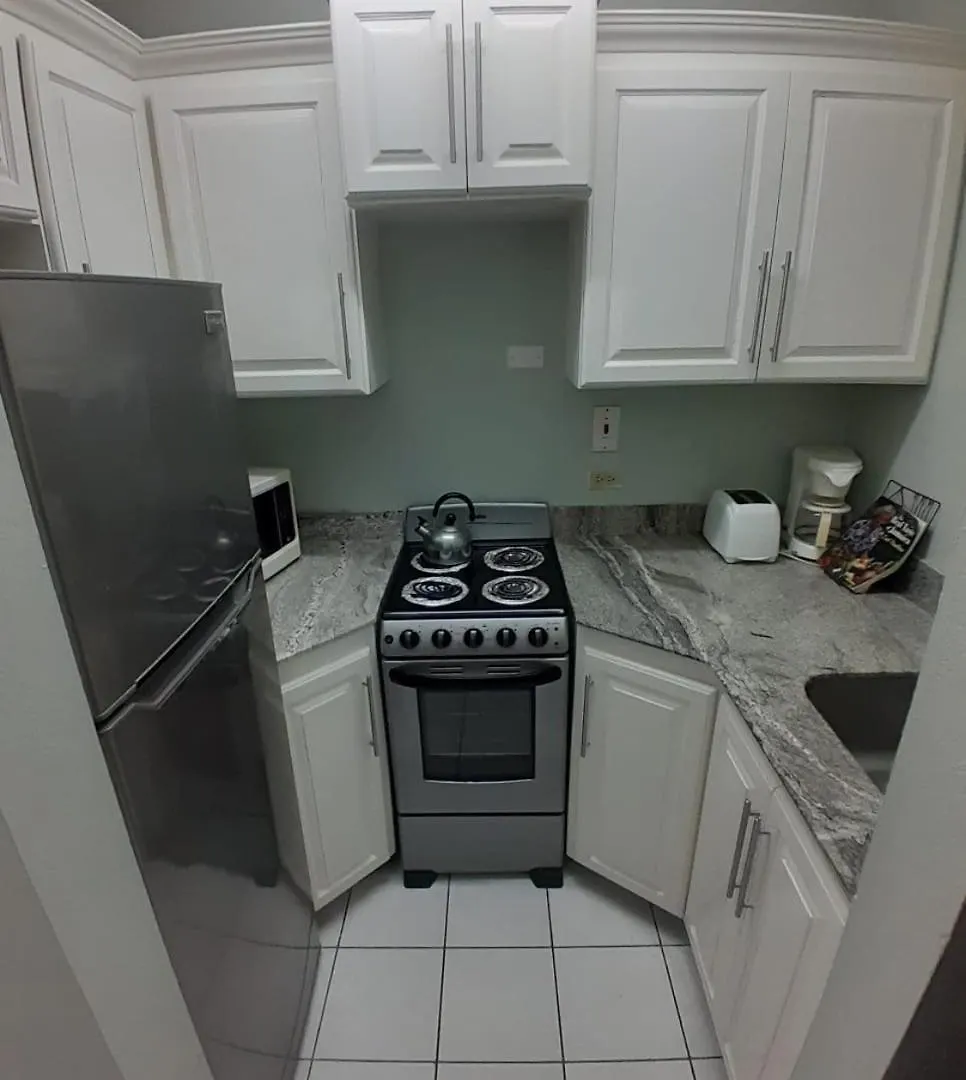 Beach 1 Bedroom 23 Ocho Rios Apartment